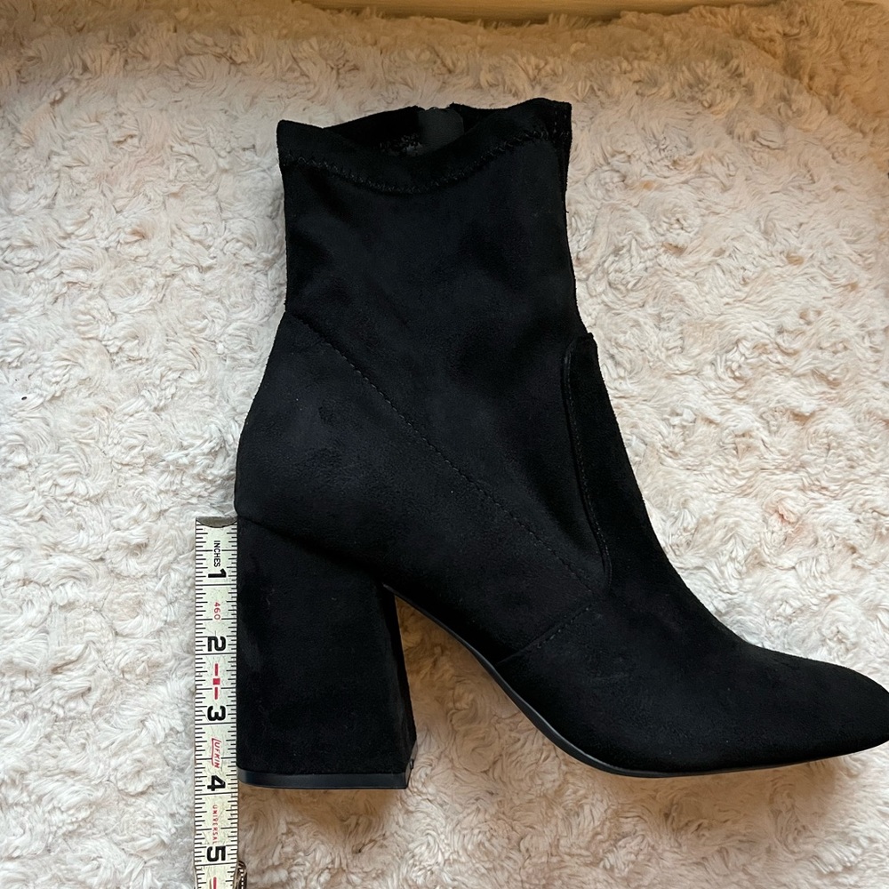 Madden Girl Black Booties - Picture 4 of 14